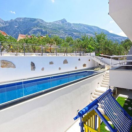 Apartments Макарска Екстериор снимка