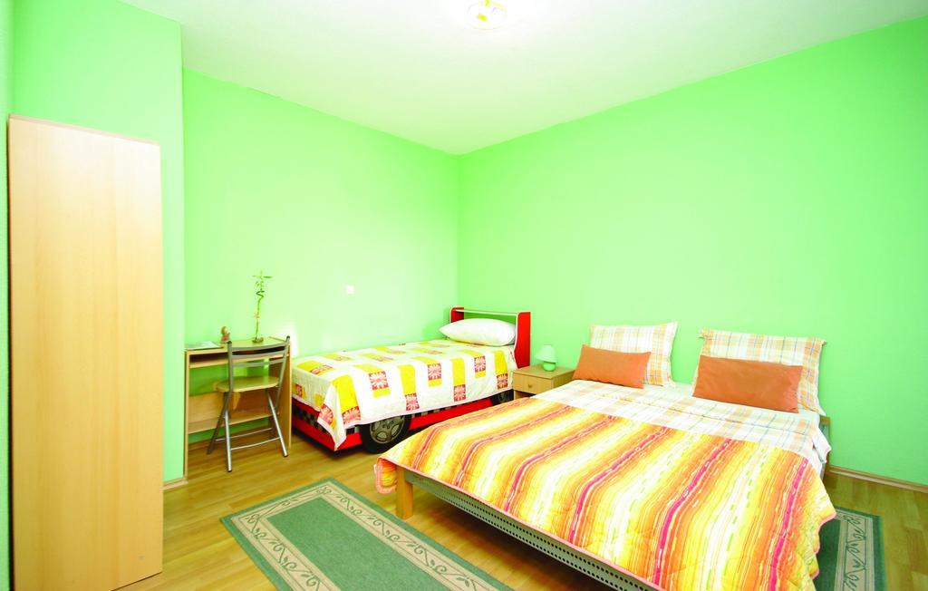 Apartments Макарска Стая снимка