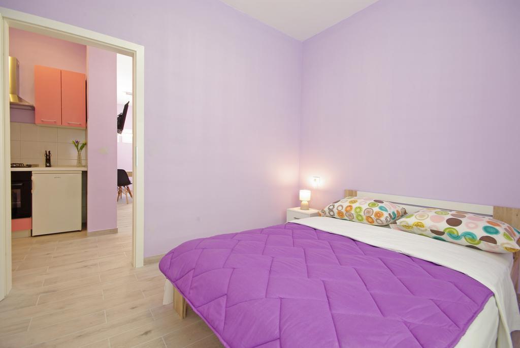 Apartments Макарска Екстериор снимка