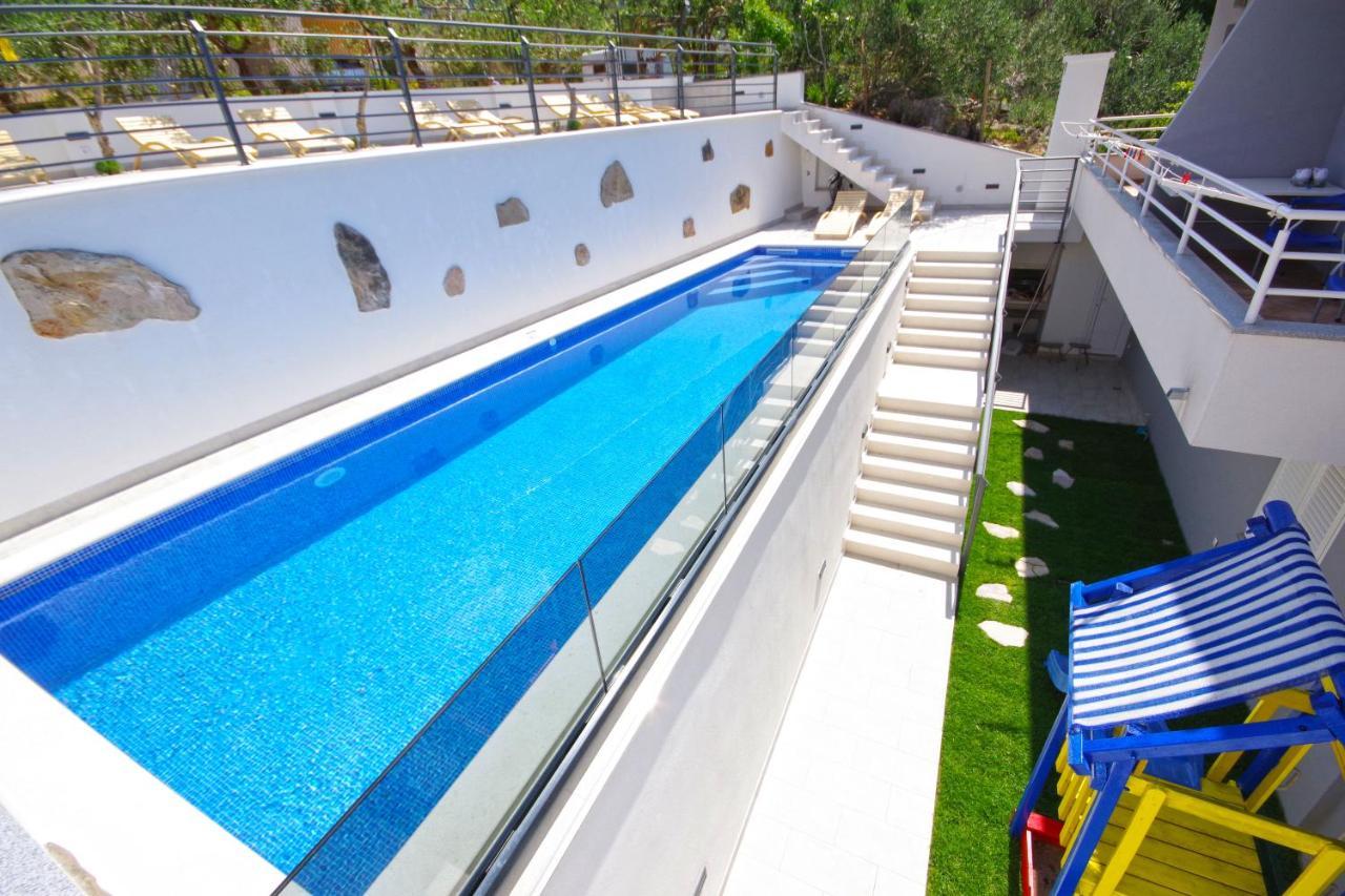 Apartments Макарска Екстериор снимка