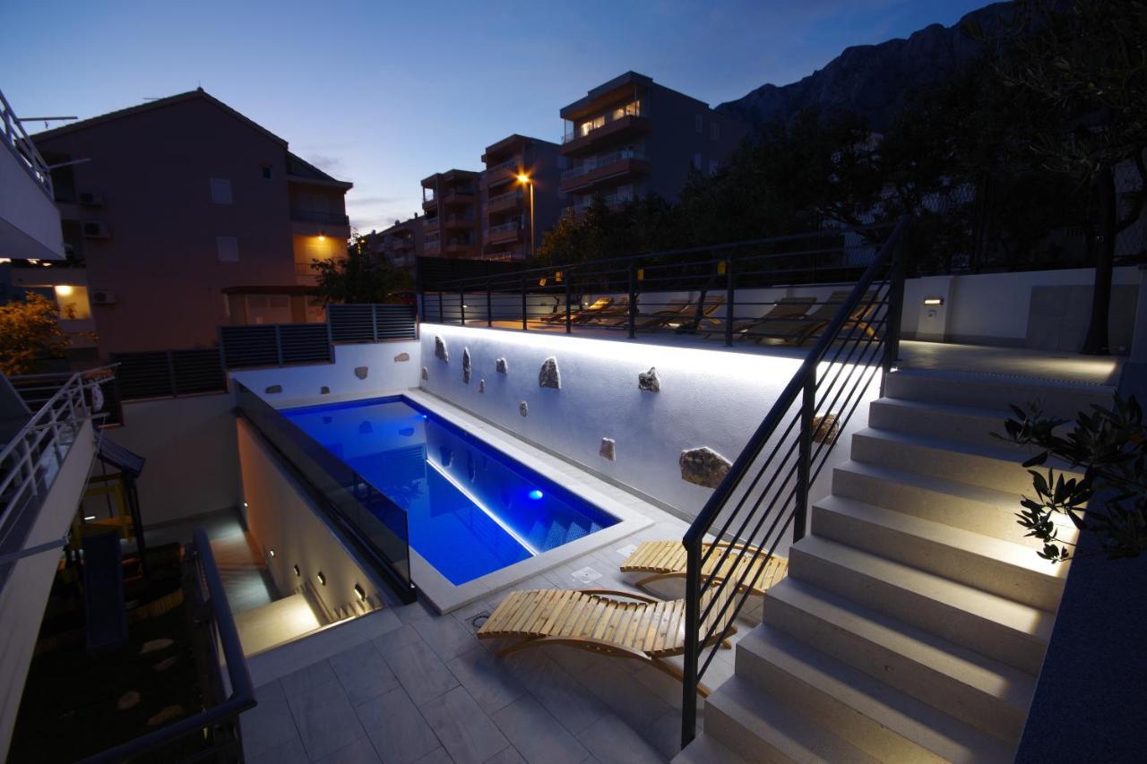 Apartments Макарска Екстериор снимка